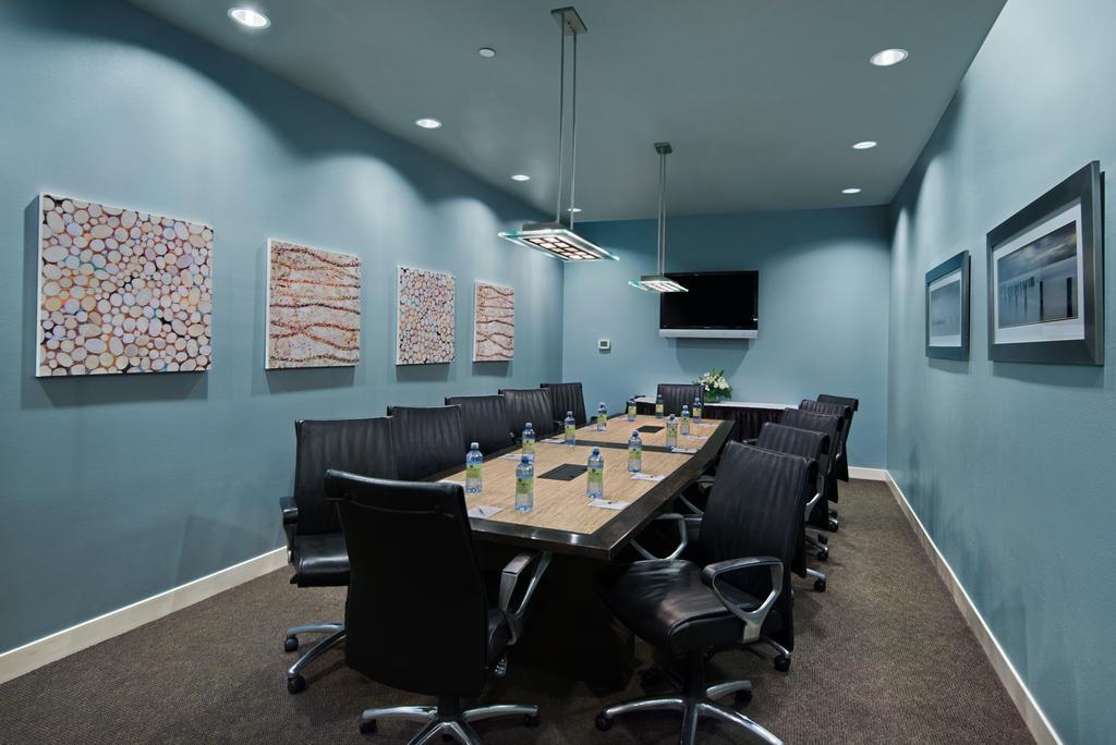 Oxford Suites סילברדייל מראה חיצוני תמונה
