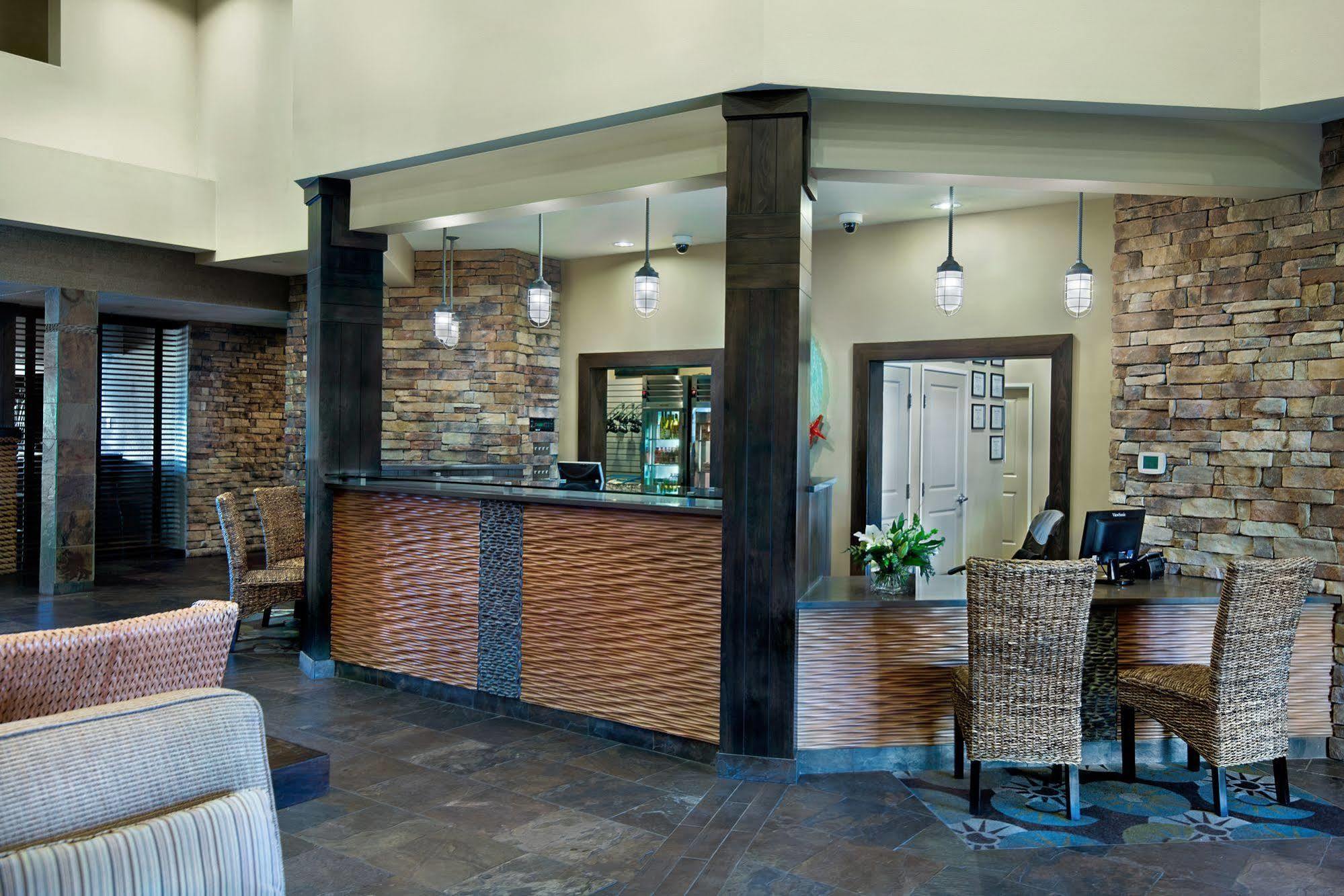 Oxford Suites סילברדייל מראה חיצוני תמונה