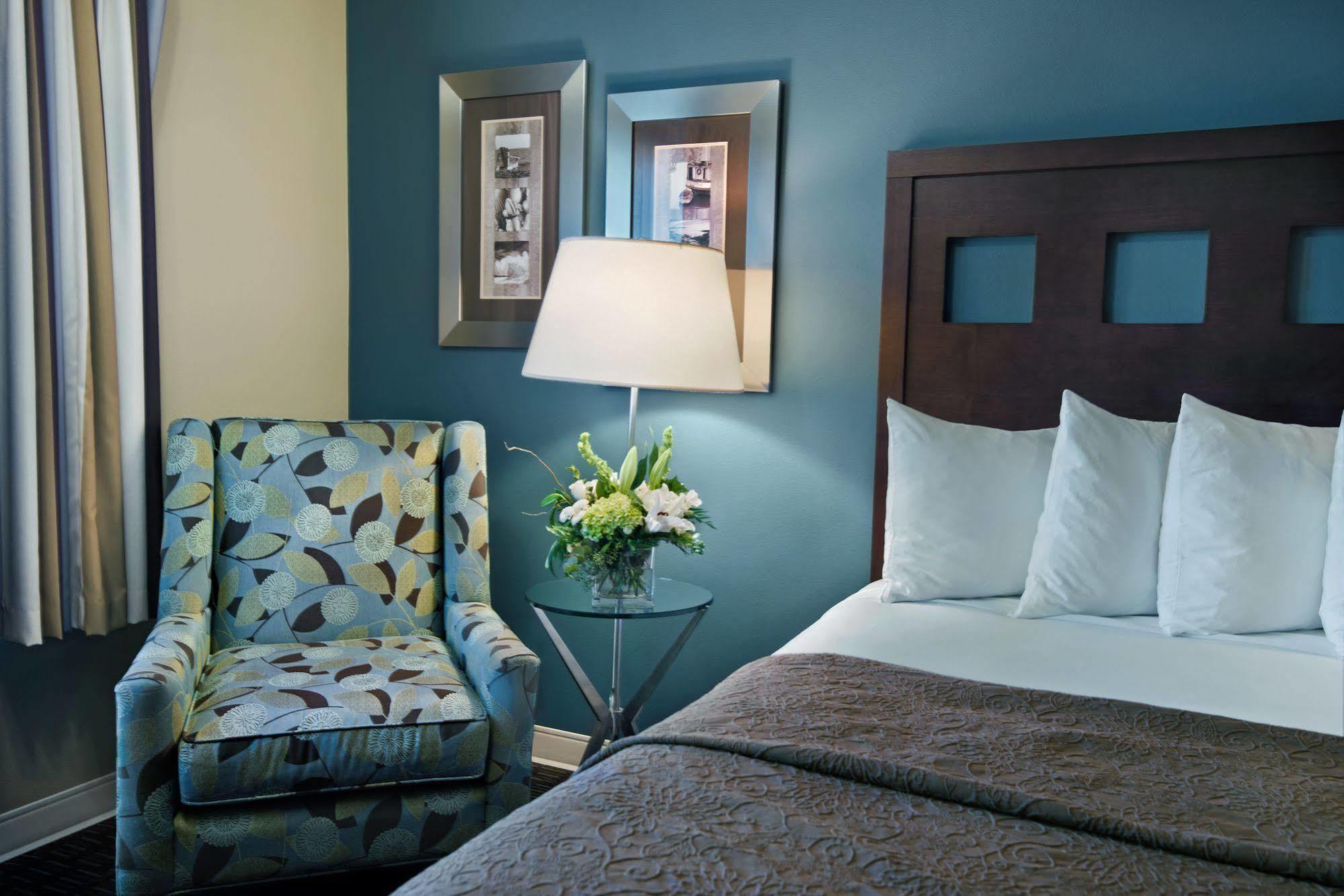 Oxford Suites סילברדייל מראה חיצוני תמונה