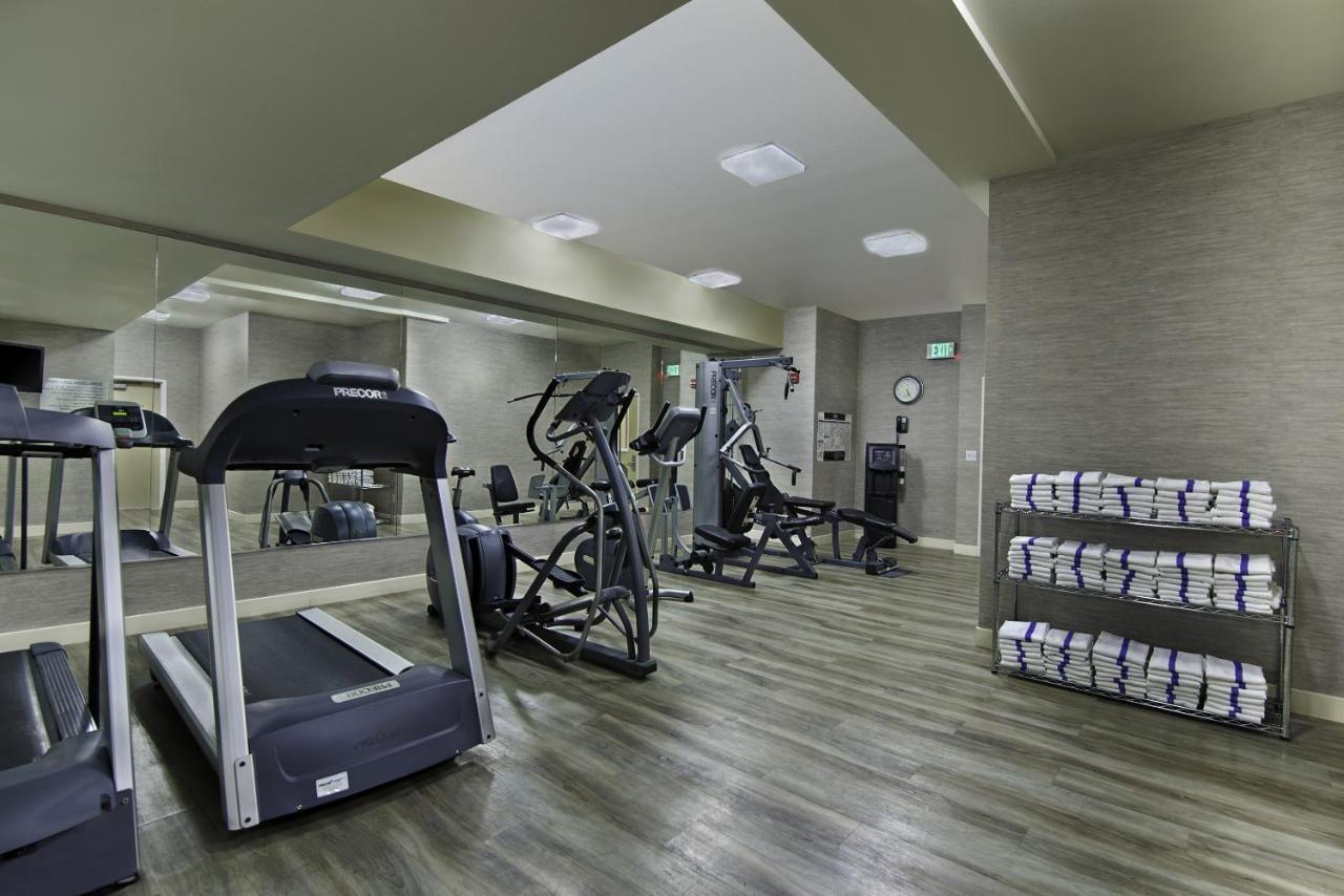 Oxford Suites סילברדייל מראה חיצוני תמונה